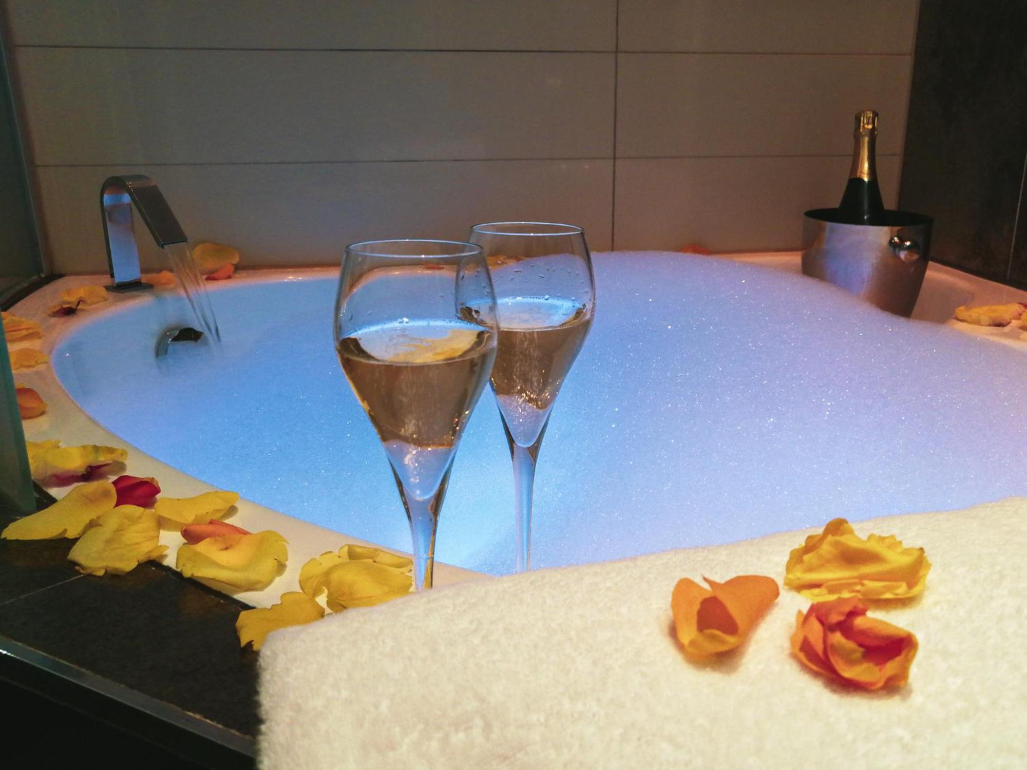 Secret De Paris - Hotel & Spa (Adults Only) Exterior foto